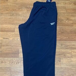 Men’s Reebok Navy Athletic Pants size large NWT